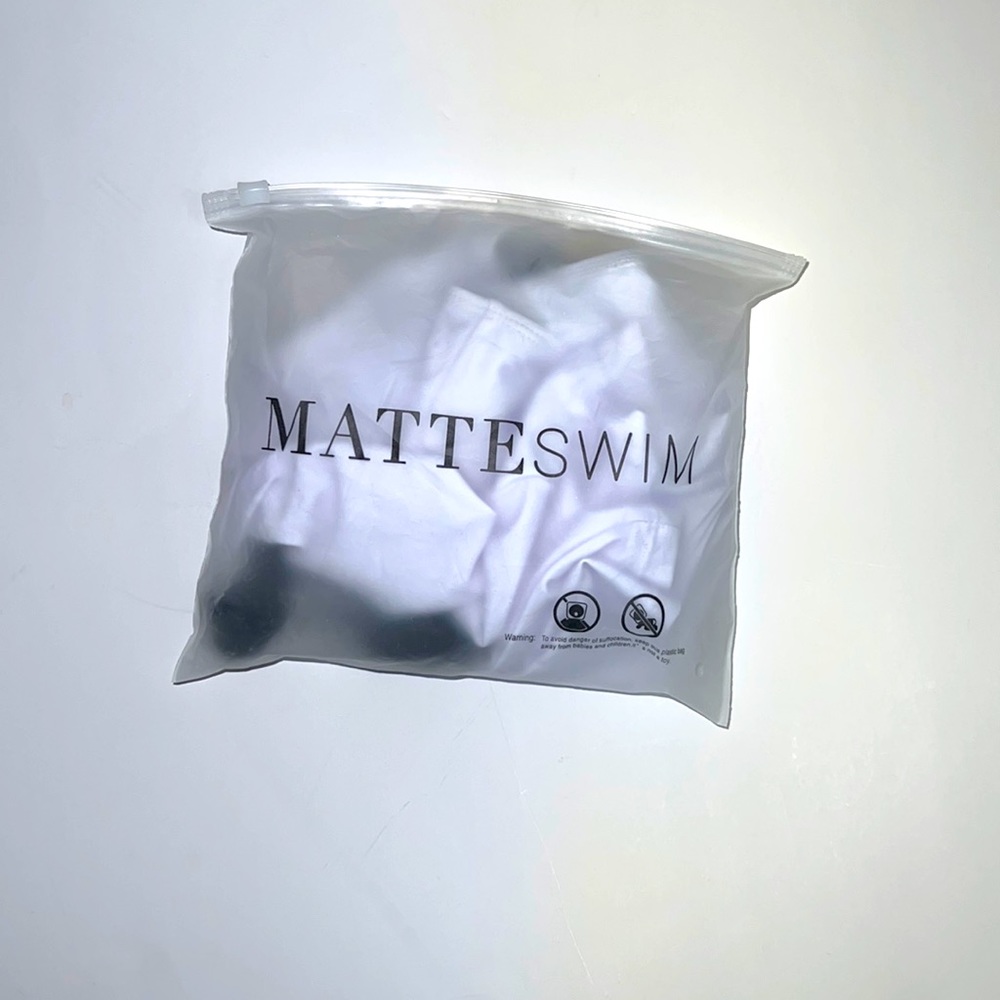 Swimsuit Matte Collection - Picture 2 of 4